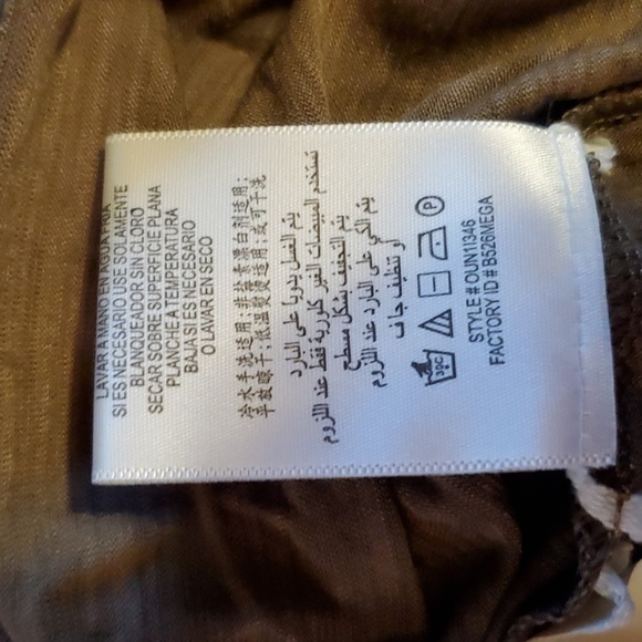 3 for $30 Ladies‎ tee shirt xs by BCBG - Picture 7 of 7